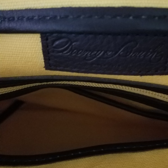 Dooney & Bourke Large Canvass Bag - Picture 6 of 8